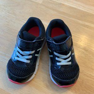 Girls Asics Tennis Shoes Size 7 EUC